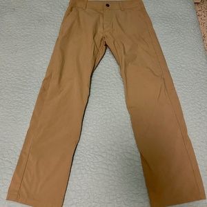 Kuhl Slax pants 30W x 30L Fossil (light khaki)